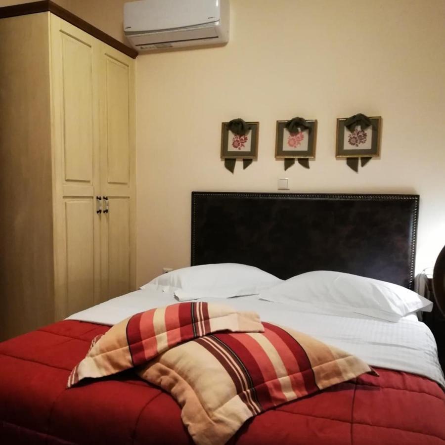 Valentini Guesthouse كاربينيسي المظهر الخارجي الصورة