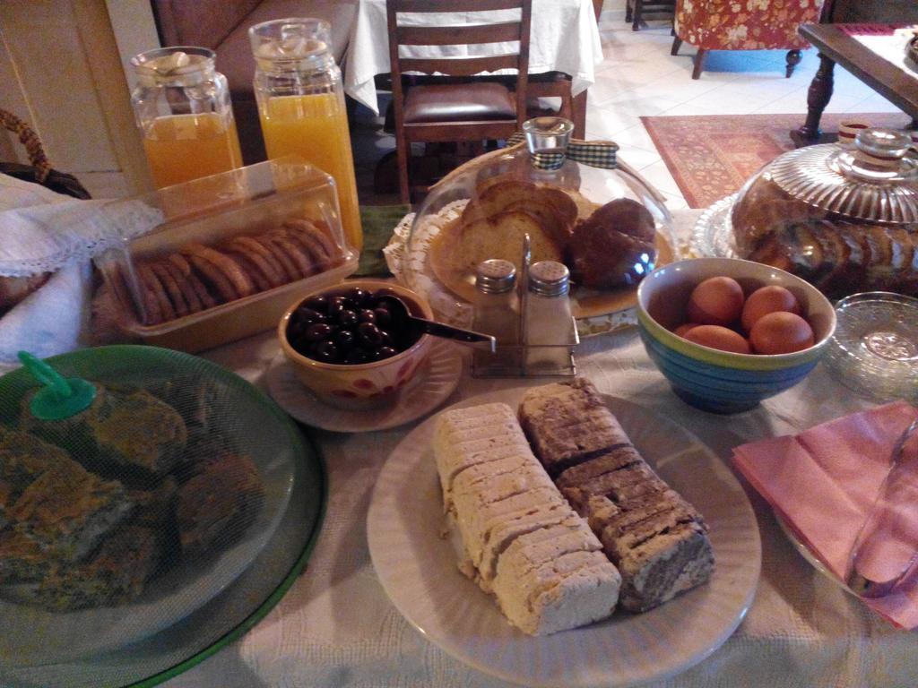 Valentini Guesthouse كاربينيسي المظهر الخارجي الصورة