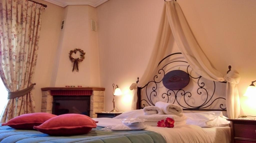 Valentini Guesthouse كاربينيسي المظهر الخارجي الصورة