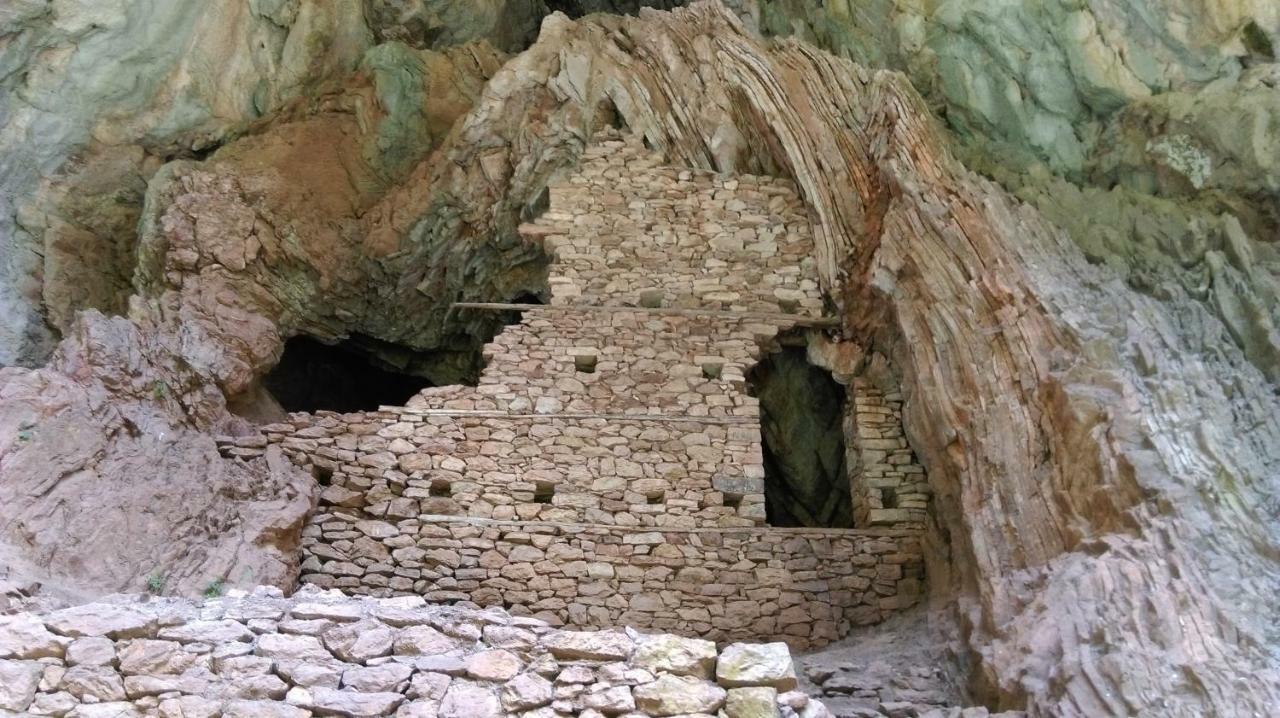 Valentini Guesthouse كاربينيسي المظهر الخارجي الصورة